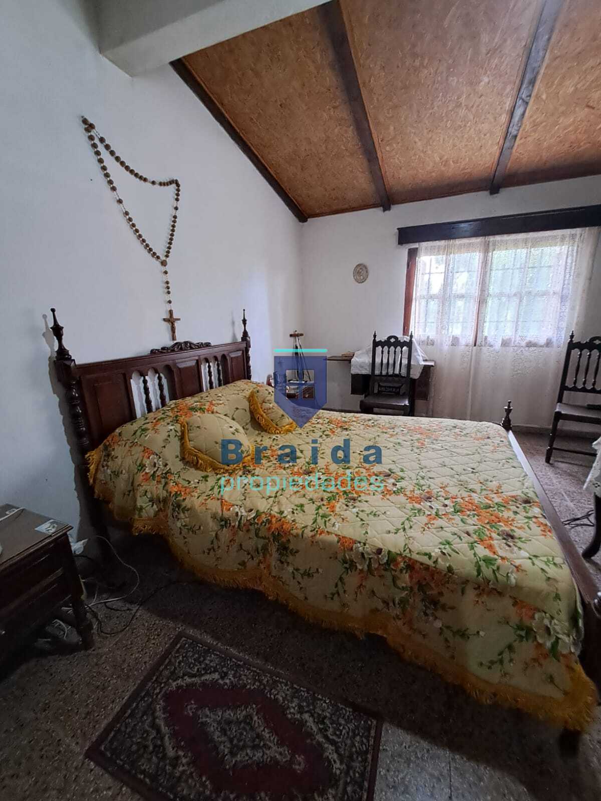 Gran casa y campo de 12 hectáreas