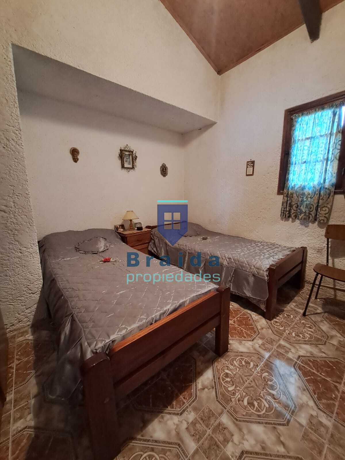 Gran casa y campo de 12 hectáreas