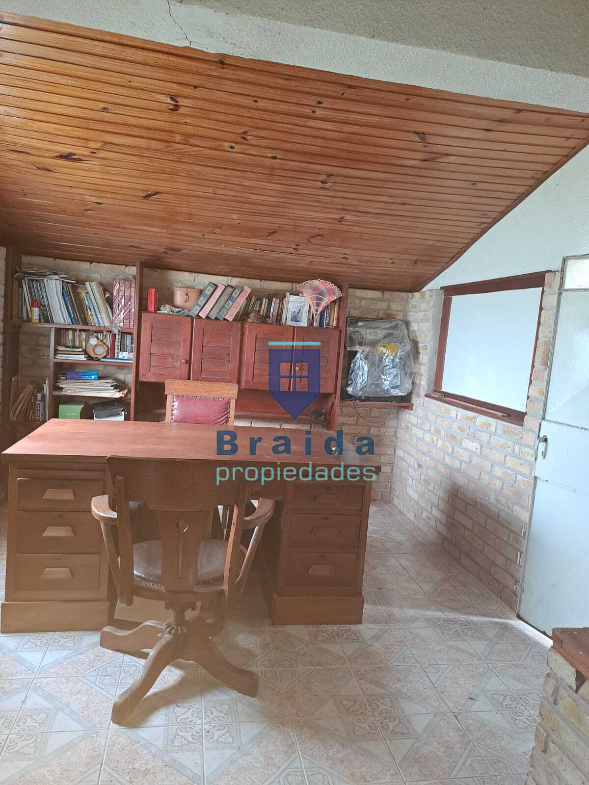 Gran casa y campo de 12 hectáreas