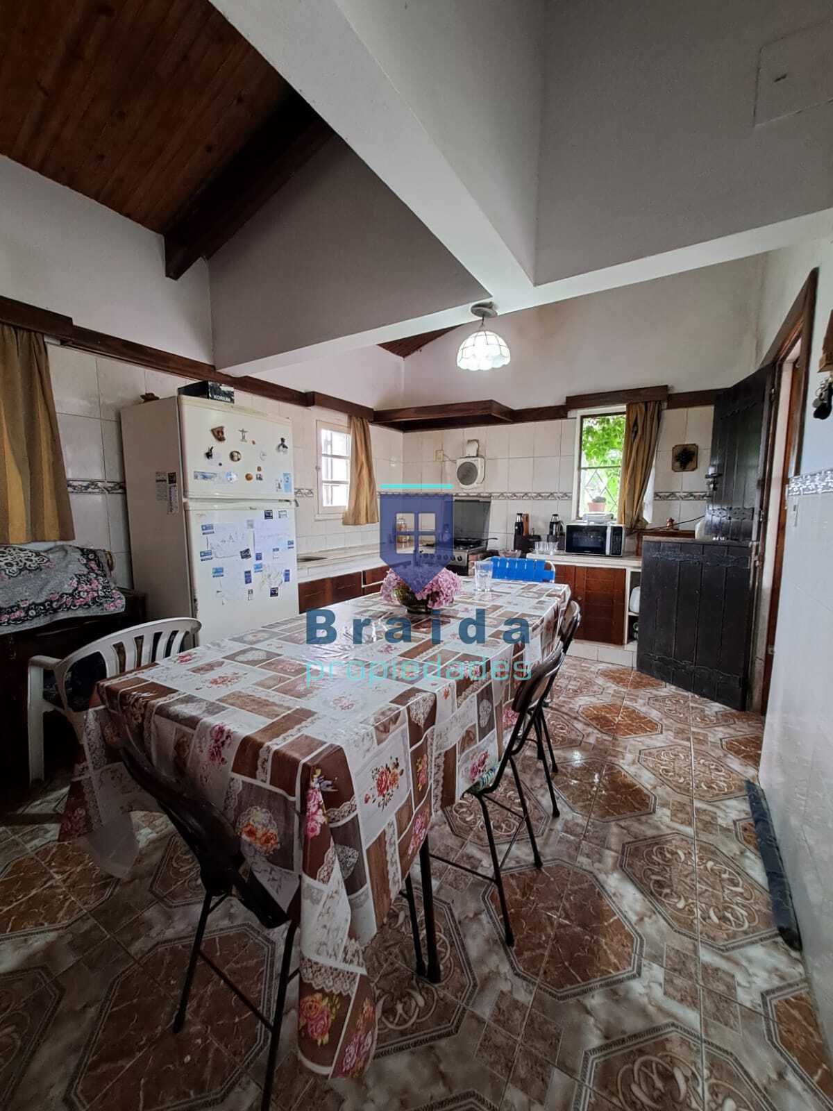 Gran casa y campo de 12 hectáreas