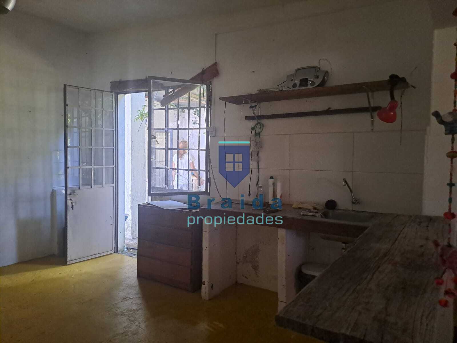 Gran chacra de 4 hectáreas con dos viviendas