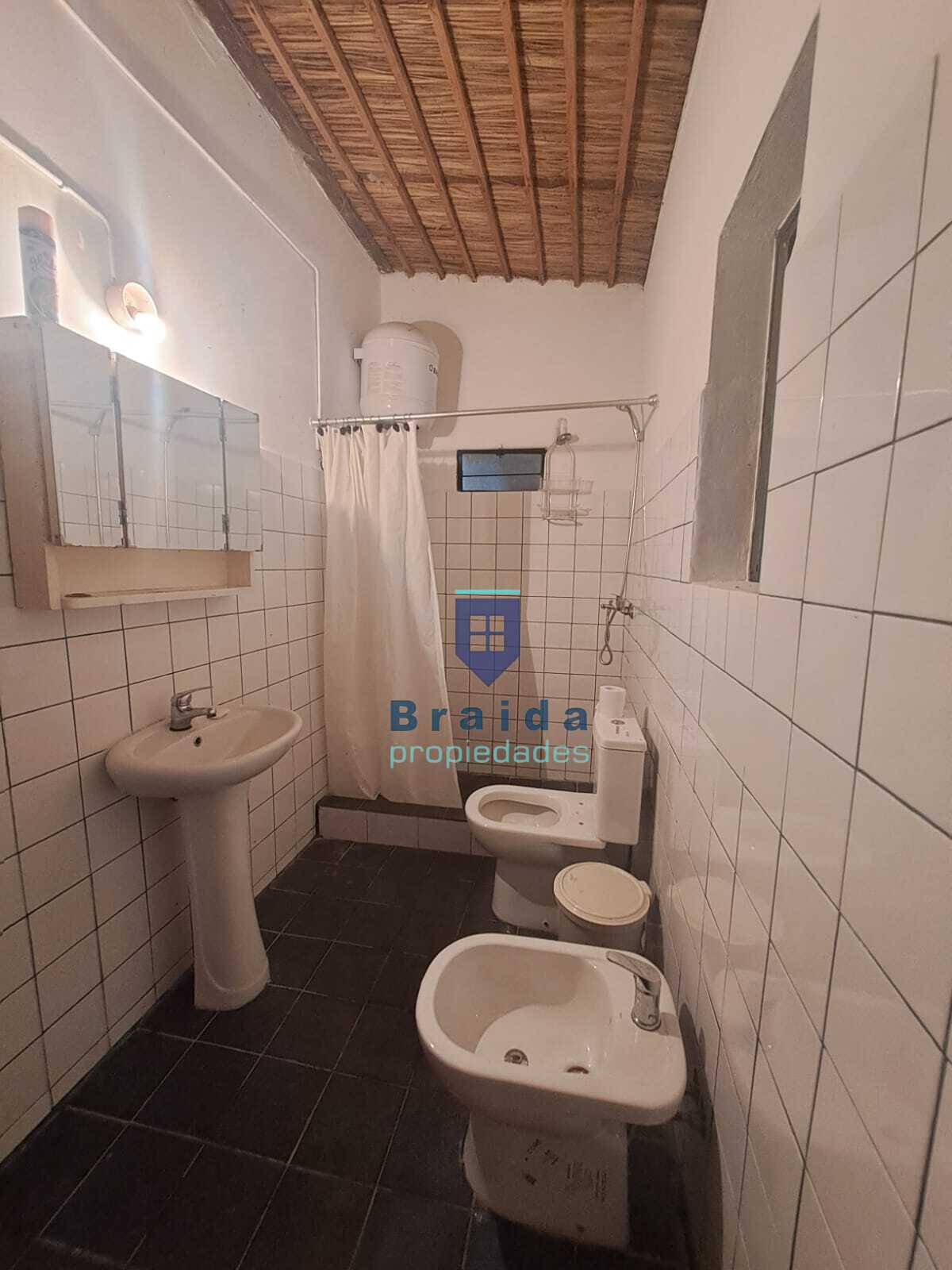 Gran chacra de 4 hectáreas con dos viviendas