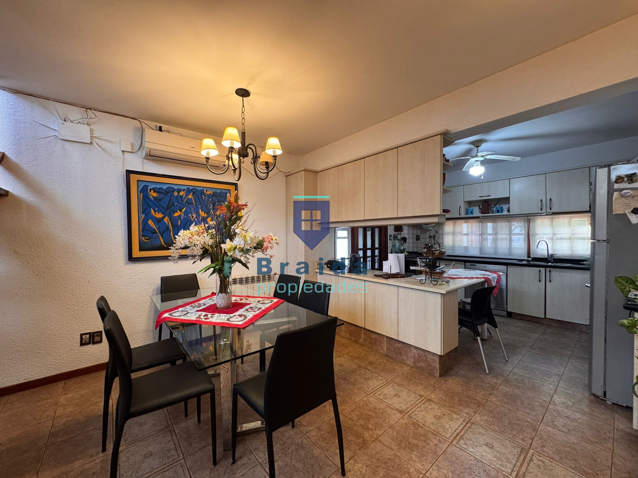 Gran propiedad de 3 dormitorios en San Jacinto 