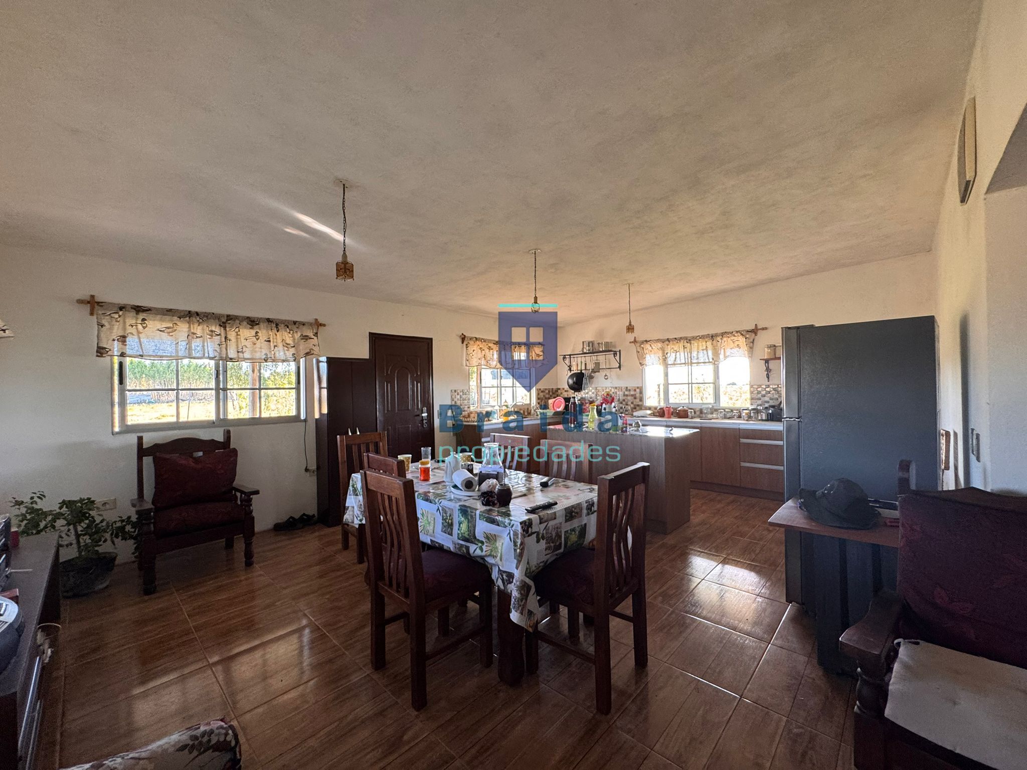 Campo de 11 hectáreas en km 49