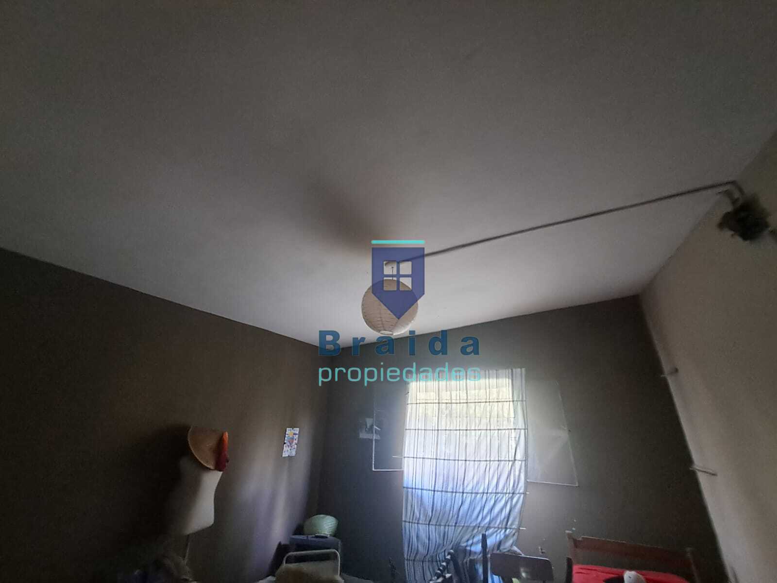 Gran chacra de 10 hectáreas con dos viviendas