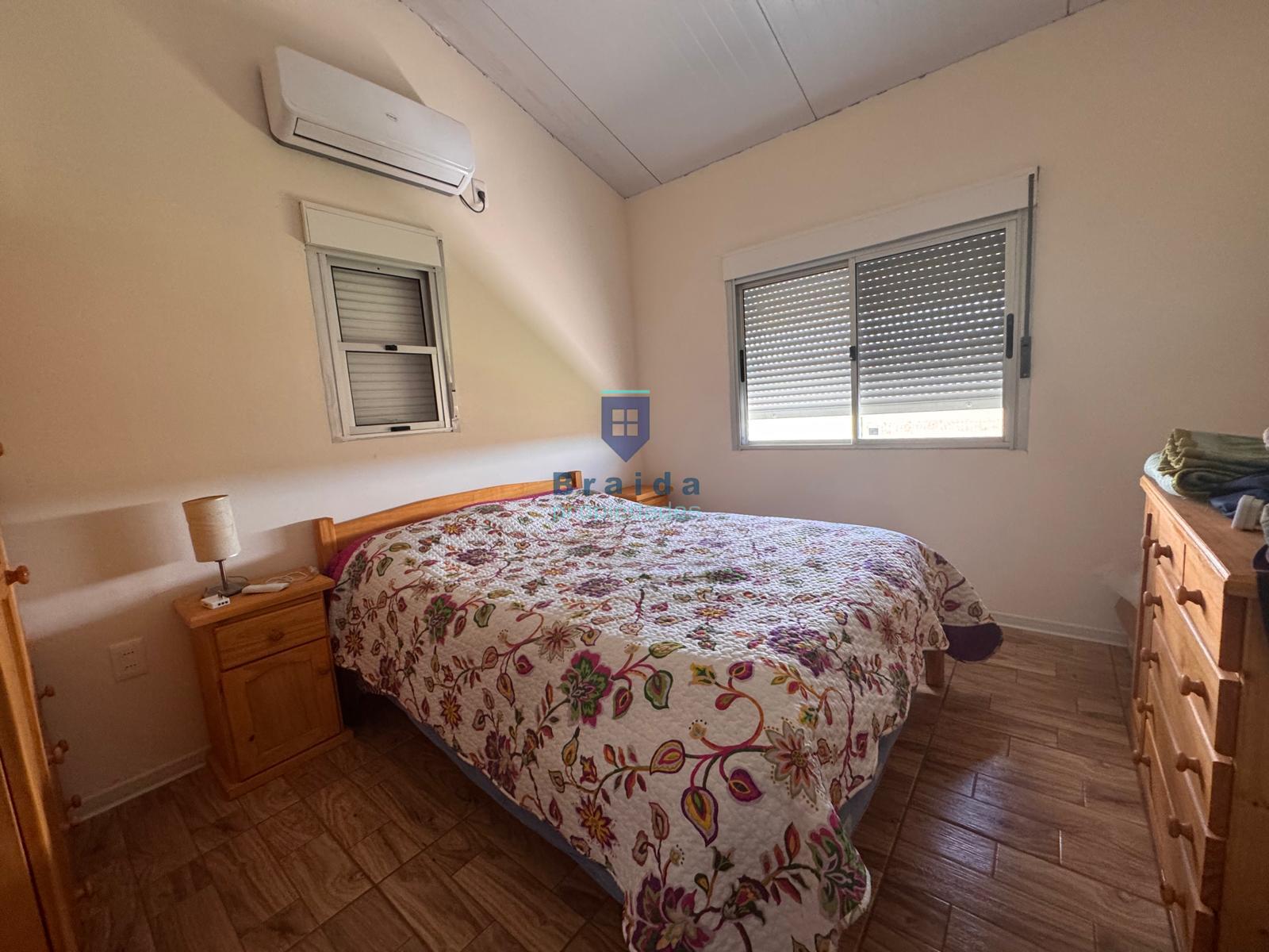 Excelente campo de 18 has con dos viviendas 