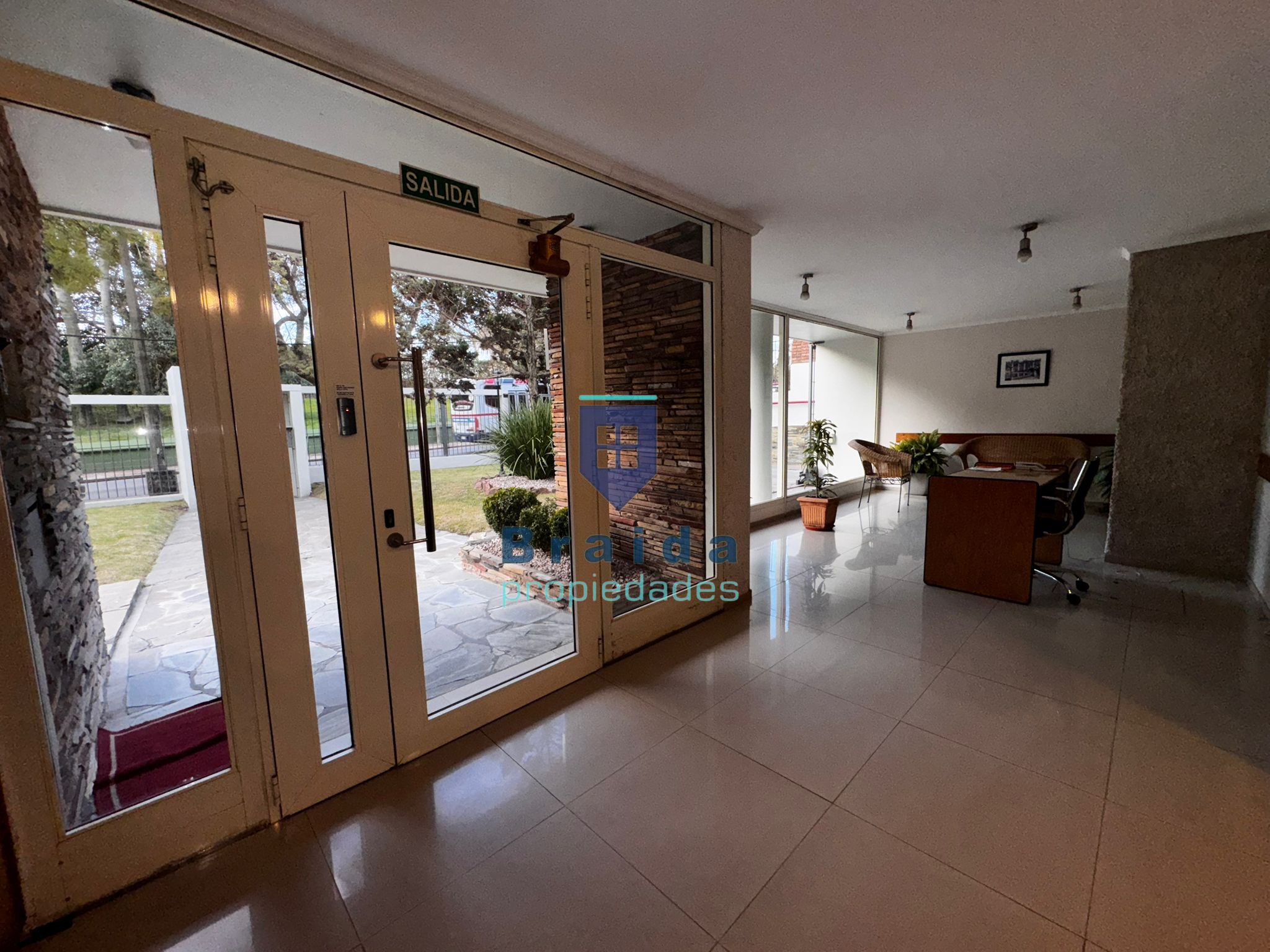 Gran apartamento de 3 dormitorios en Montevideo 