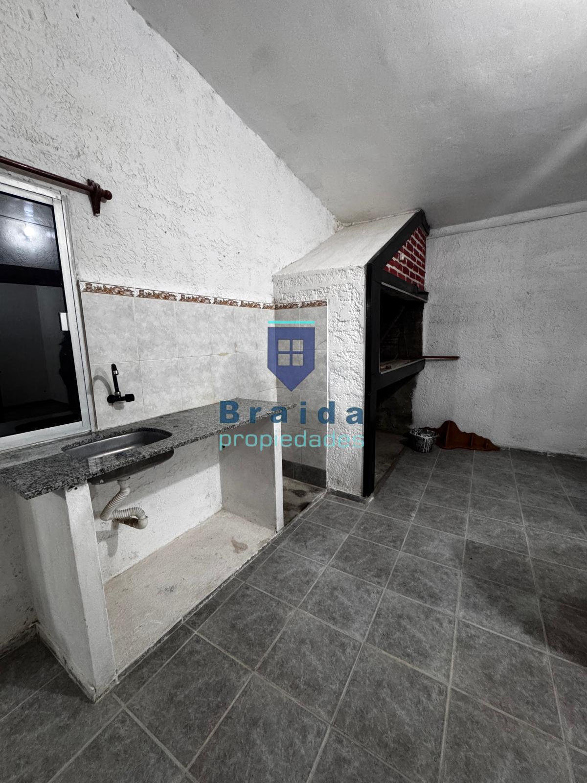 Vivienda de 1 dormitorio con parrillero en San Jacinto