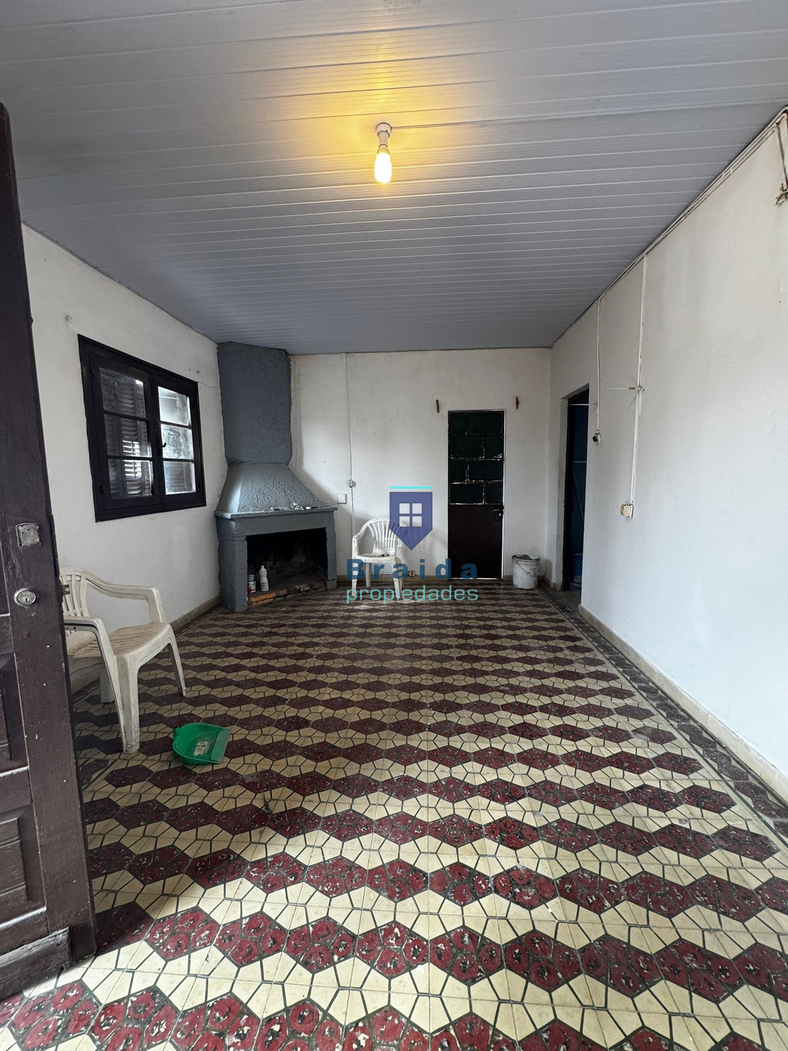 Gran casa con 3has de campo