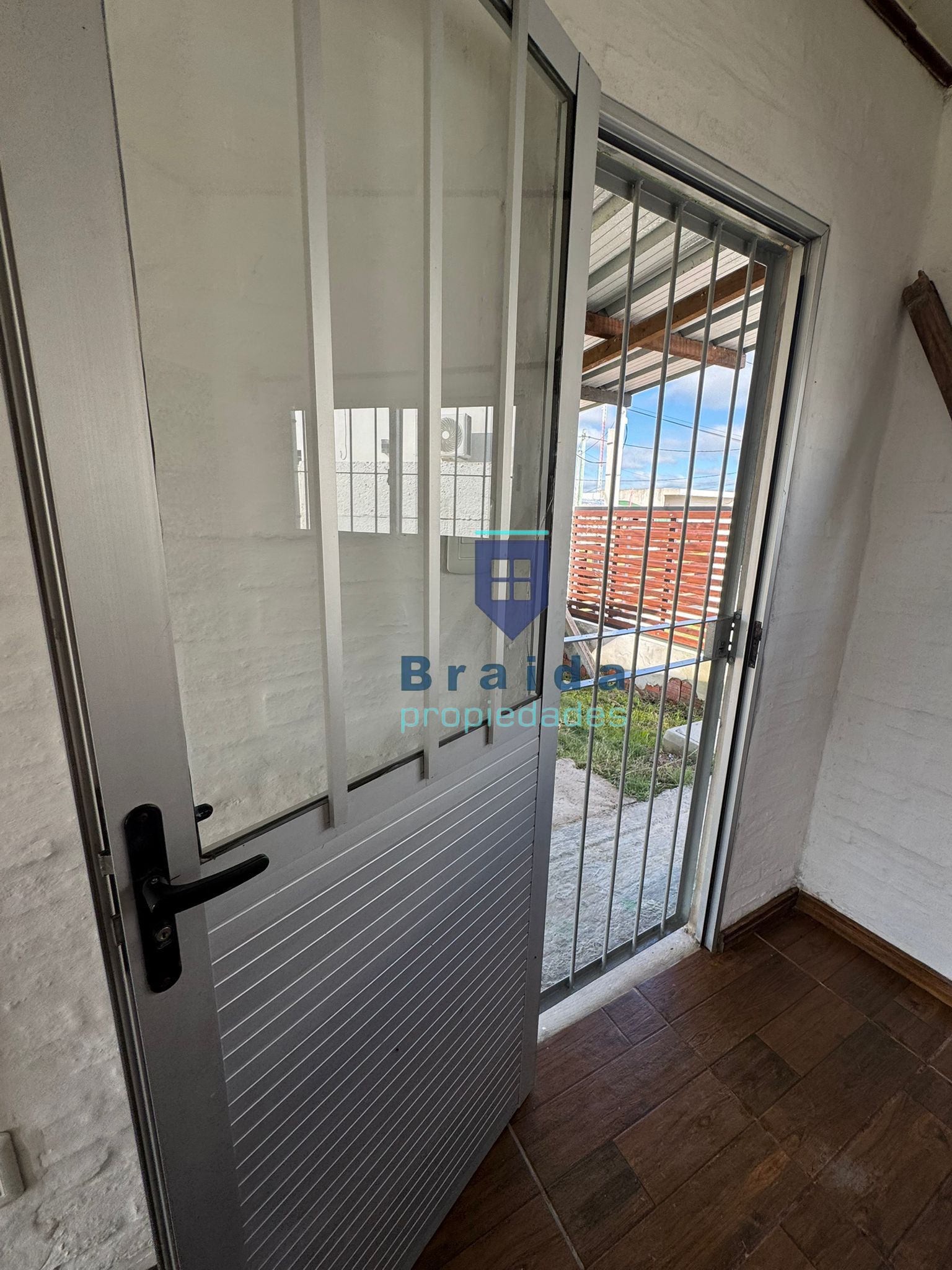 Vivienda de dos dormitorios en San Jacinto