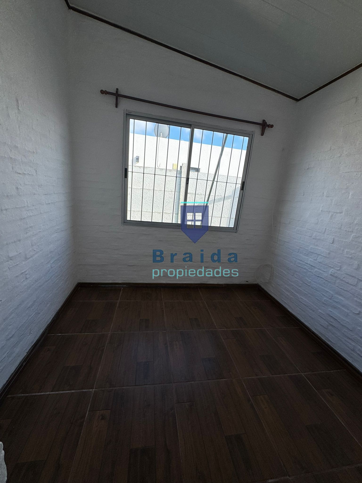 Vivienda de dos dormitorios en San Jacinto