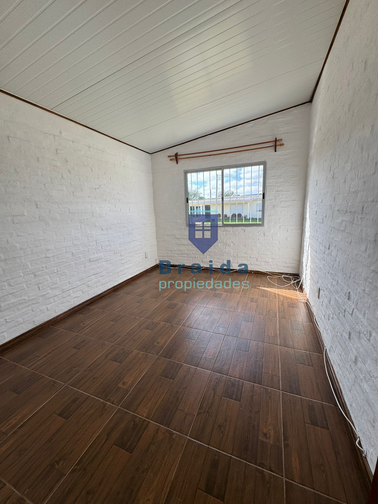 Vivienda de dos dormitorios en San Jacinto