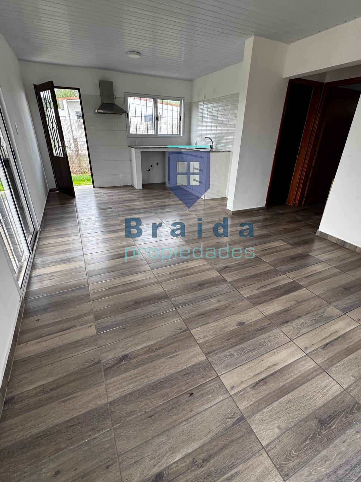 Hermosa vivienda de dos dormitorios en San Jacinto