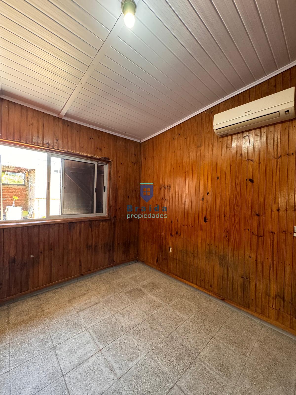 Gran vivienda de 2 dormitorios a cuadras de la plaza