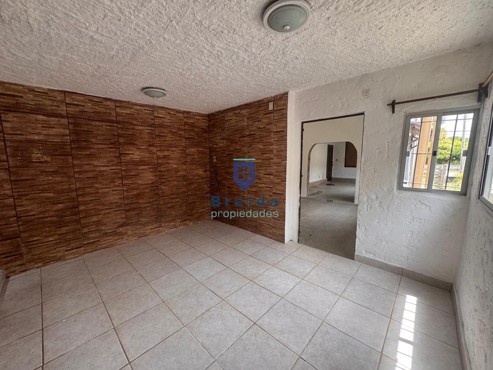 Gran vivienda de 2 dormitorios a cuadras de la plaza