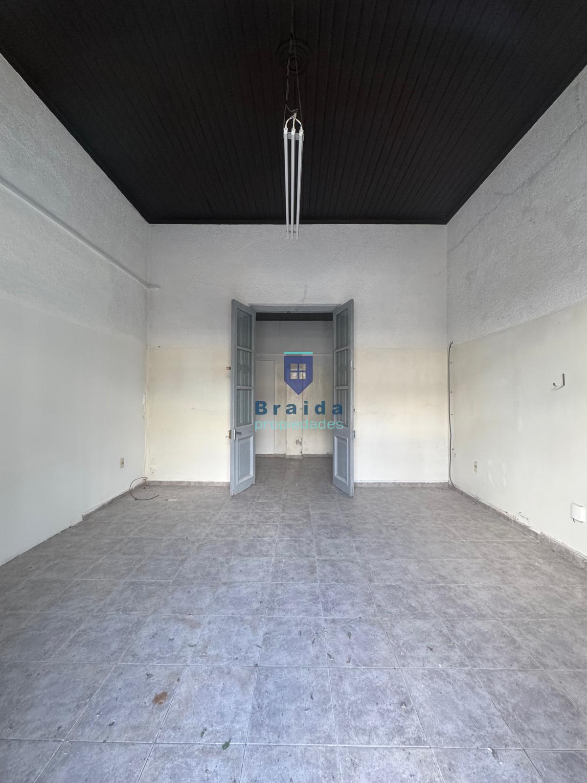 Locales comerciales en excelente punto de San Jacinto 