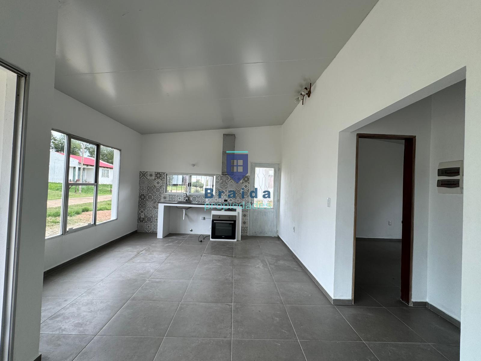 Gran vivienda de dos dormitorios semi amoblada