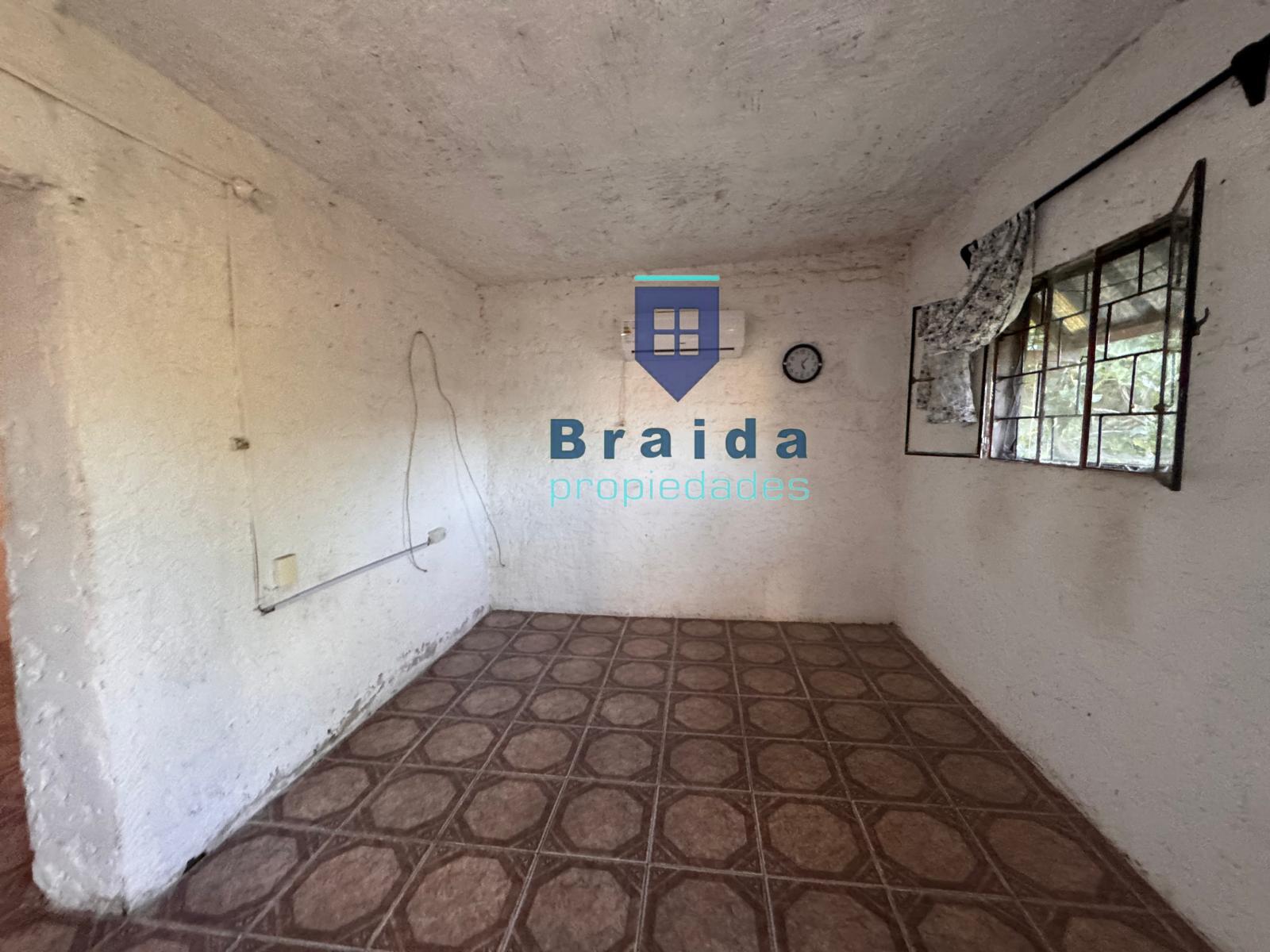 Venta de propiedad con dos viviendas en San Jacinto