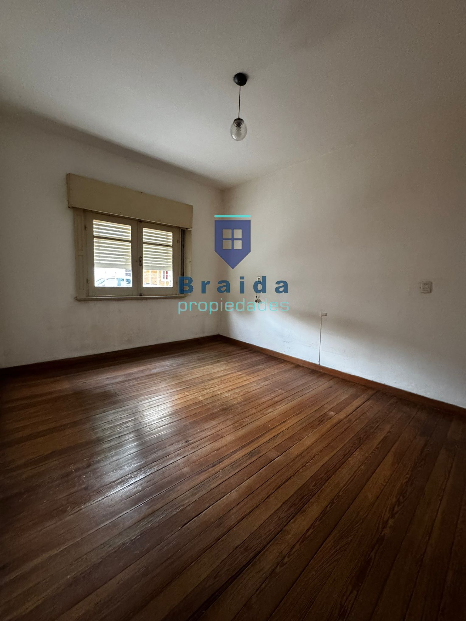 Gran casa en La Unión, Montevideo